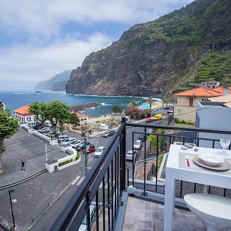 Oliveira'S Apartments - Madeira Island Ponta Delgada  Eksteriør billede