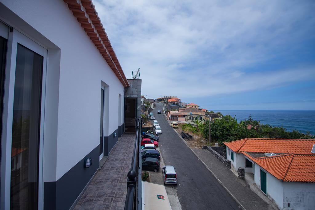 Oliveira'S Apartments - Madeira Island Ponta Delgada  Eksteriør billede