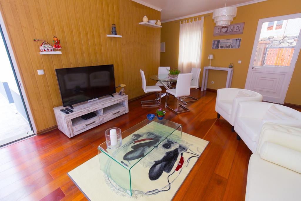 Oliveira'S Apartments - Madeira Island Ponta Delgada  Eksteriør billede