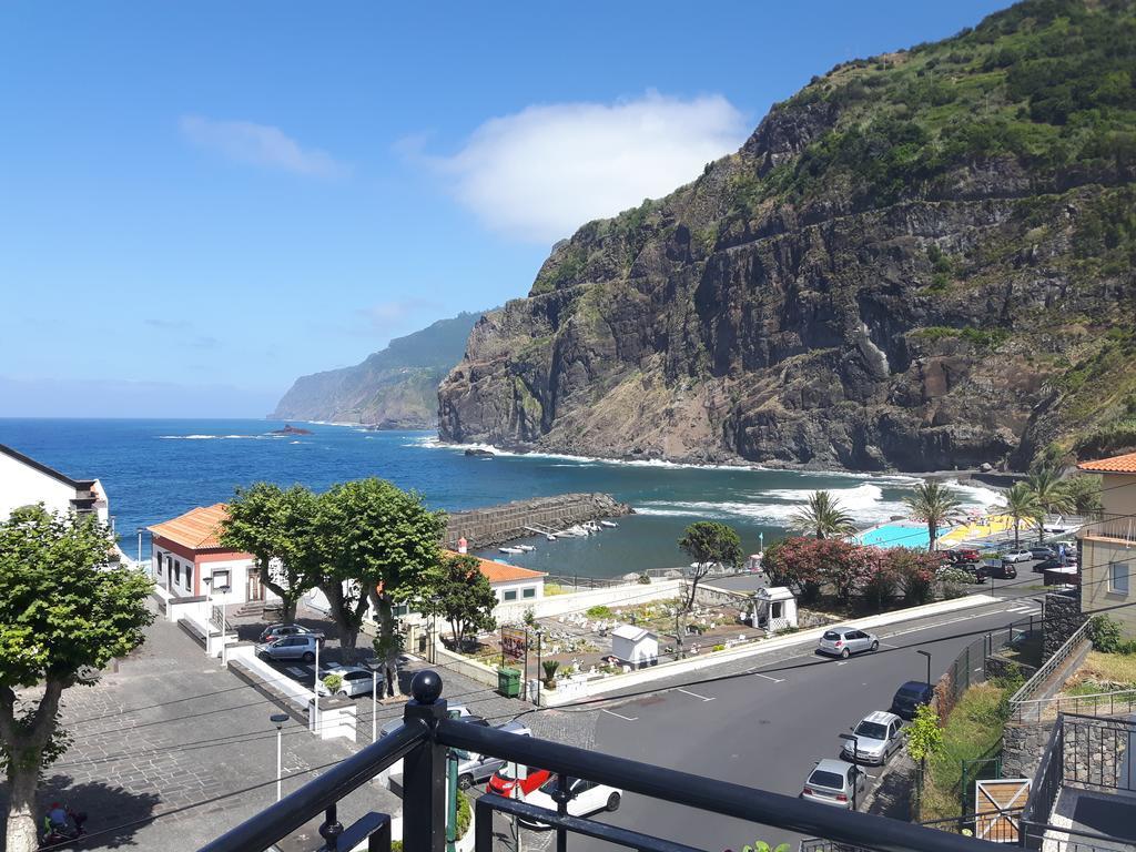 Oliveira'S Apartments - Madeira Island Ponta Delgada  Eksteriør billede